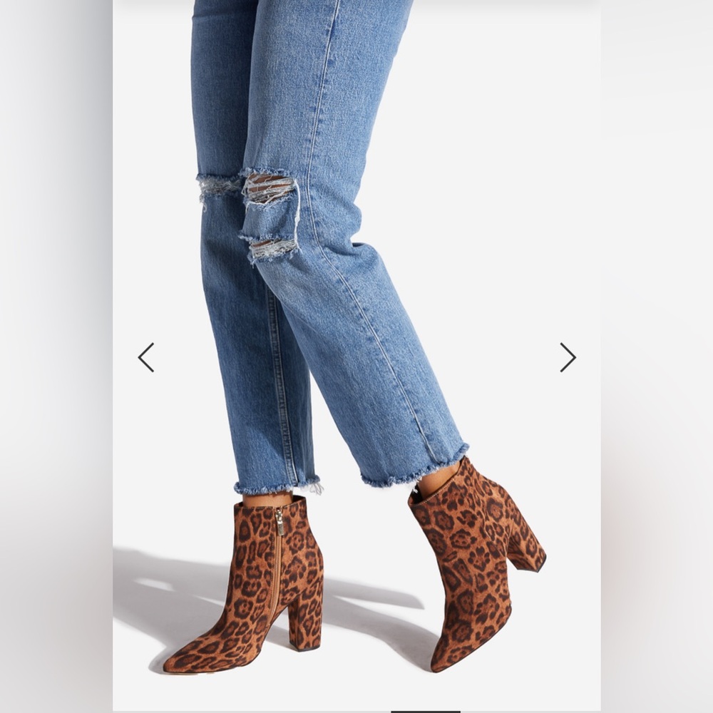 Shoe Dazzle Rosamund Block Heel Leopard Booties